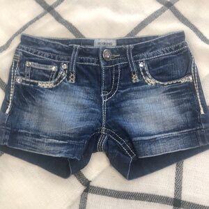 Daytrip Scorpio Shorts, Size 25